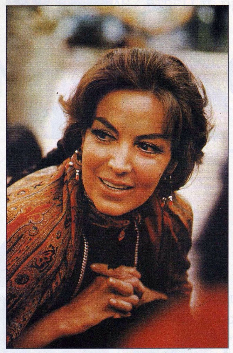 ellesacheval's tweet photo. Conociendo a… María Félix. La reina de los hipódromos https://t.co/f59yVZ5U3I https://t.co/4KEBAq335V