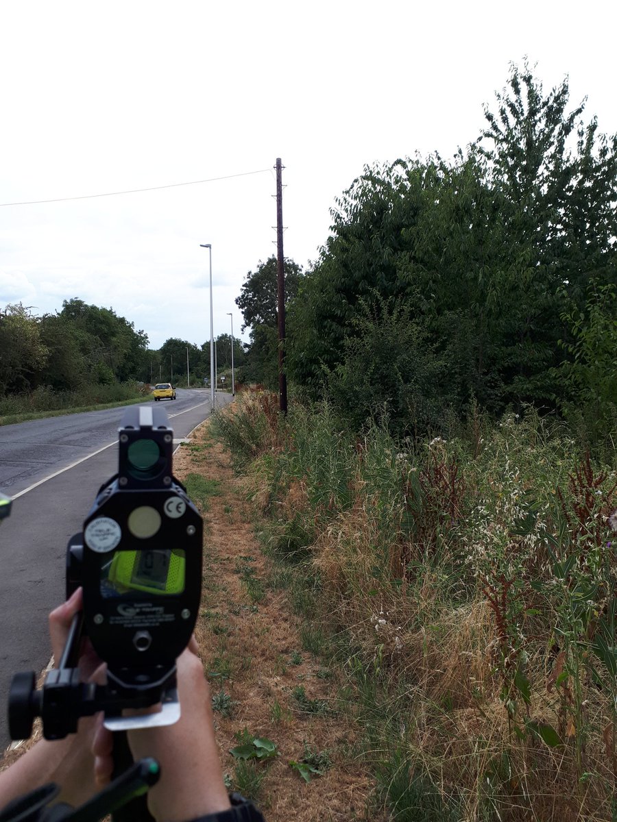 WellesbournCops's tweet image. Following complaints and concerns raised by local residents about speeding vehicles, the team have been out with the speed gun to deter drivers from speeding and to take appropriate action where required. #killyourspeed #communitypriorities #roadsafety
