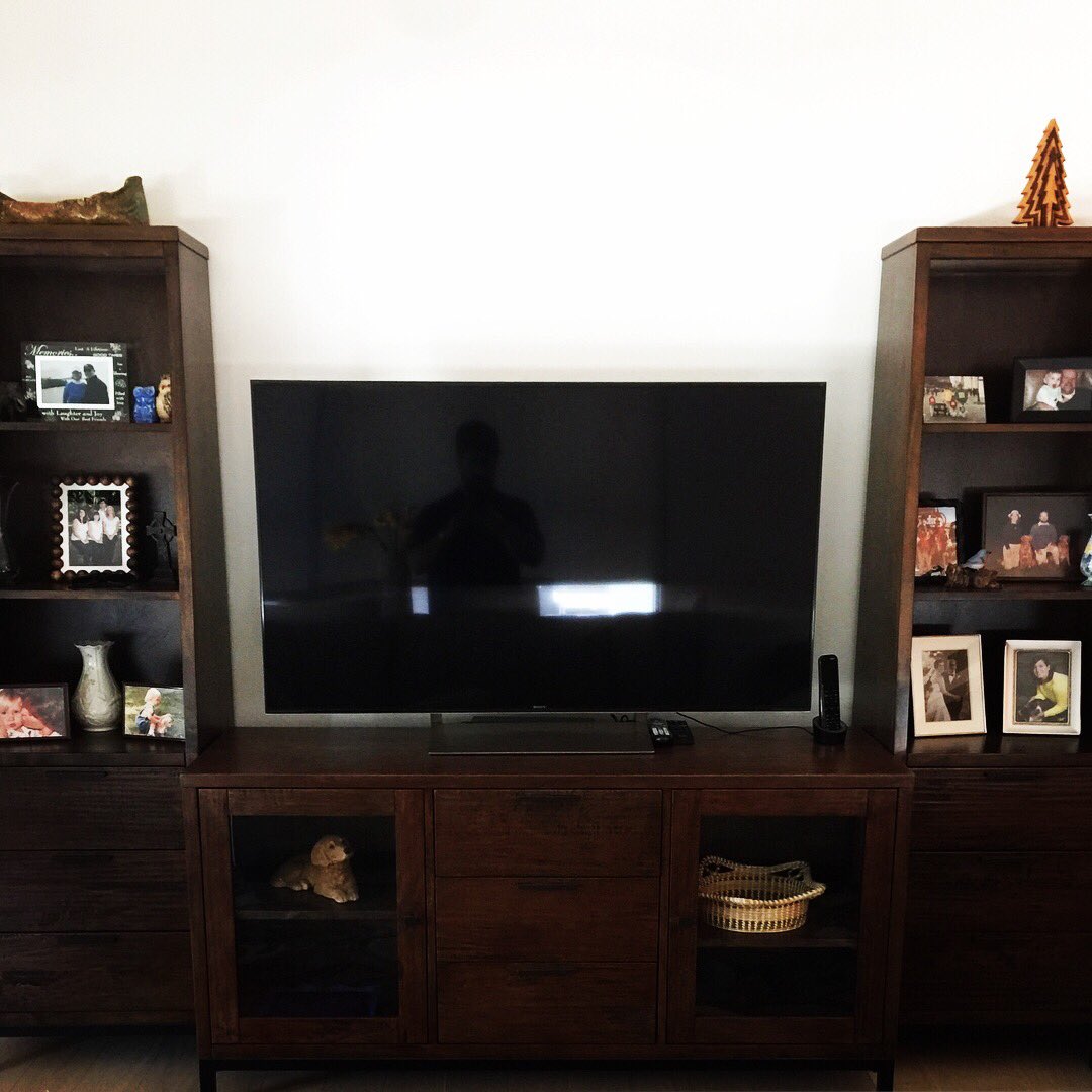 NOAVPro's tweet image. Another great project for a great customer. Love their new downtown condo! #noav #neworleans #audiovideo #downtownnola #downtown #nola #sony #television #tvmounting #klipsch #speakers #yamaha #avreceiver #logitech #love #this #beautiful #newcondo