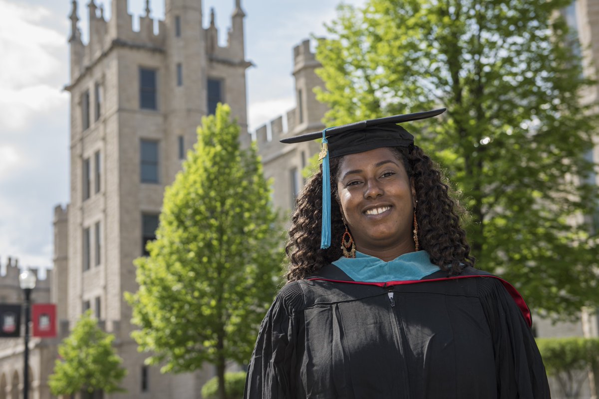 JTodayLewis's tweet photo. Juisell Lewis took advantage of NIU’s career-friendly course schedule to earn her Master’s in Public Administration @NIUMPA after following her father’s advice to go back to school. #NIUgrad2018: https://t.co/TUJZ9aE4mj https://t.co/pADMM40jai https://t.co/mvaqEwB384