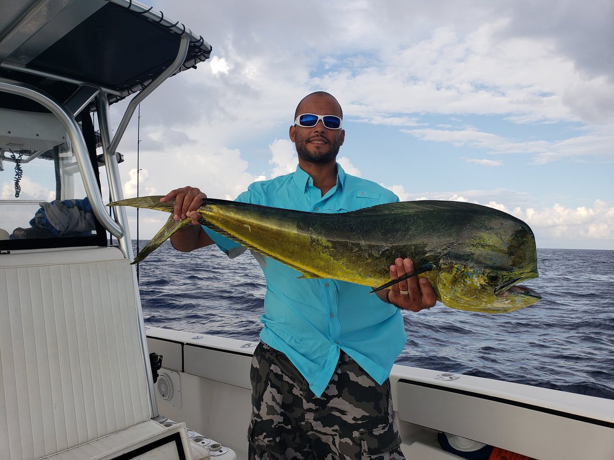 ceedub2323's tweet photo. @Striper_Boats @SWSportsman Gotta love the Keys! https://t.co/2BuYYCscba