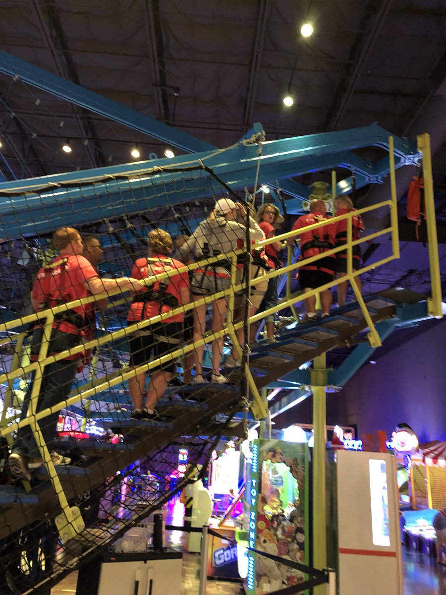 Nitajo1's tweet photo. Game on! #teambuilding @MustangSchools #itshowwedoit https://t.co/a61E3i3HqY