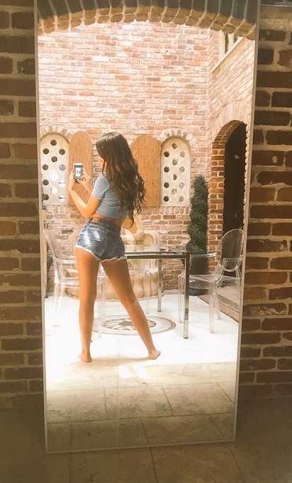 I don&rsquo;t have a dirty mind I have a sexy imagination https://t.co/K0X4n2eoGB<a href="/tag/newprofilepic"class="tags"><span>#newprofilepic</span></a>