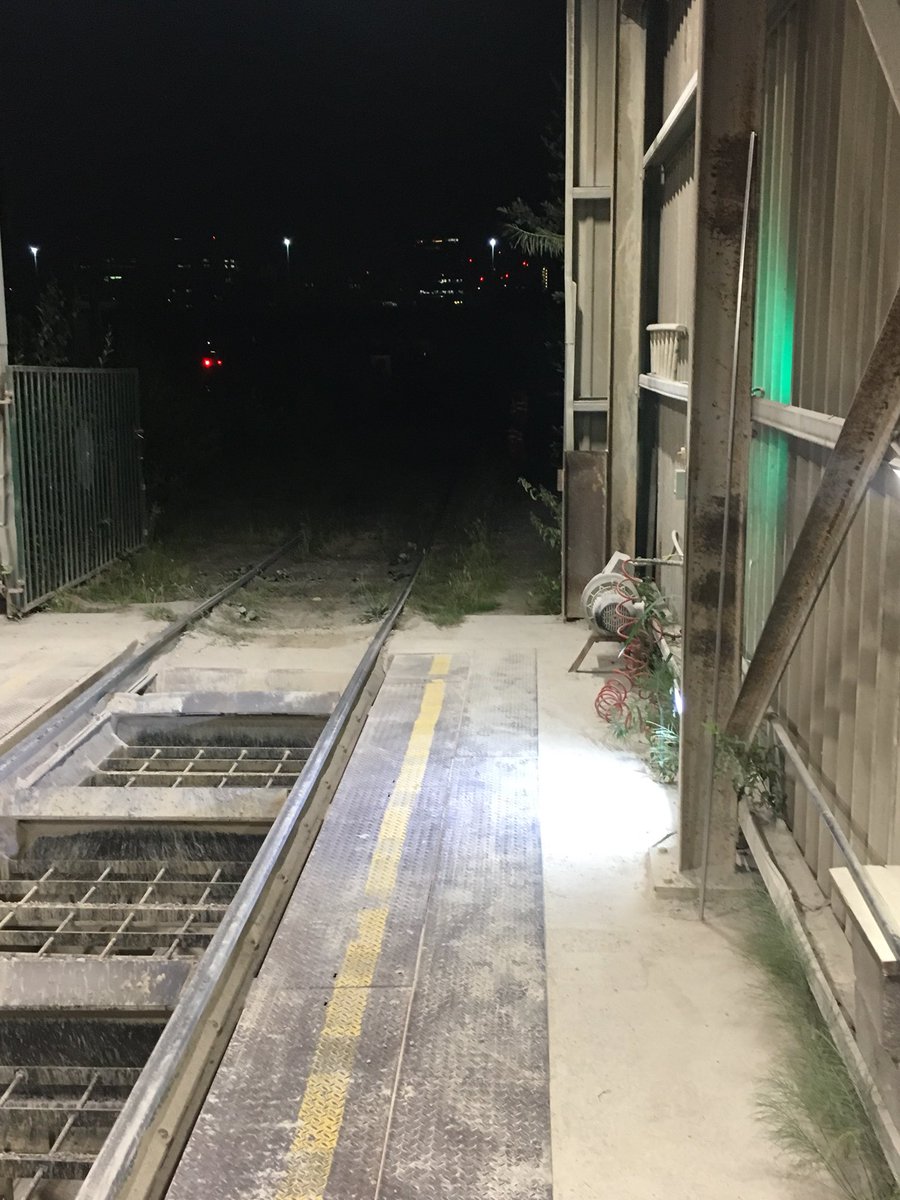 Robertduck7's tweet photo. Tonight I will be undloading the train 🚂 #whenitcomes https://t.co/0RUjB4NqGj