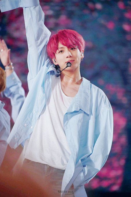 baikinbaibai310's tweet image. 💛は？

💛殺す気か？

💛可愛すぎんだろぉぉぉ！！！

💛挙手とかなんなん

💛ご馳走様です！！！

#ARMYさんと繋がりたい 
#armyRTしてくれた人全員フォローします 
#armyさんたちと猛烈に絡みたいのでRTしてくれた方フォローします