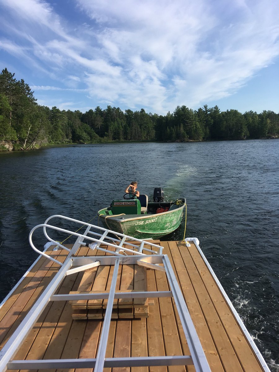 kawarthadocks's tweet photo. Daddy Daughter Dock deliveries. #luckyguy @eelslake https://t.co/e6dSdFKZGr