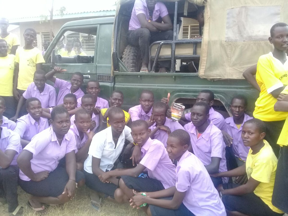 AliLokiru's tweet photo. Kapedo Secondary School have all reason to celebrate, at least you can visit places for games, academic trips swiftly with a new land cruiser, may God keep you going my people from Kapedo. 
"Kotere akwap yok " https://t.co/KOuA8w4CZJ