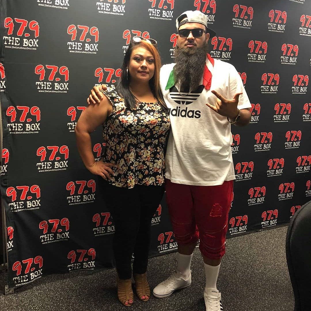 CityboiChiko561's tweet photo. #Repost @cityboichiko561 (@get_repost)
・・・
Big shout Out to The Famous @jessicajeanz @Cityboichiko561 for Rocking With #FloridasMexican #HustleTownNetwork #interviewSoon @hustletownnet @979thebox @infamous_tex #Texas #Houston #picoftheDay https://t.co/tMz770fHfm