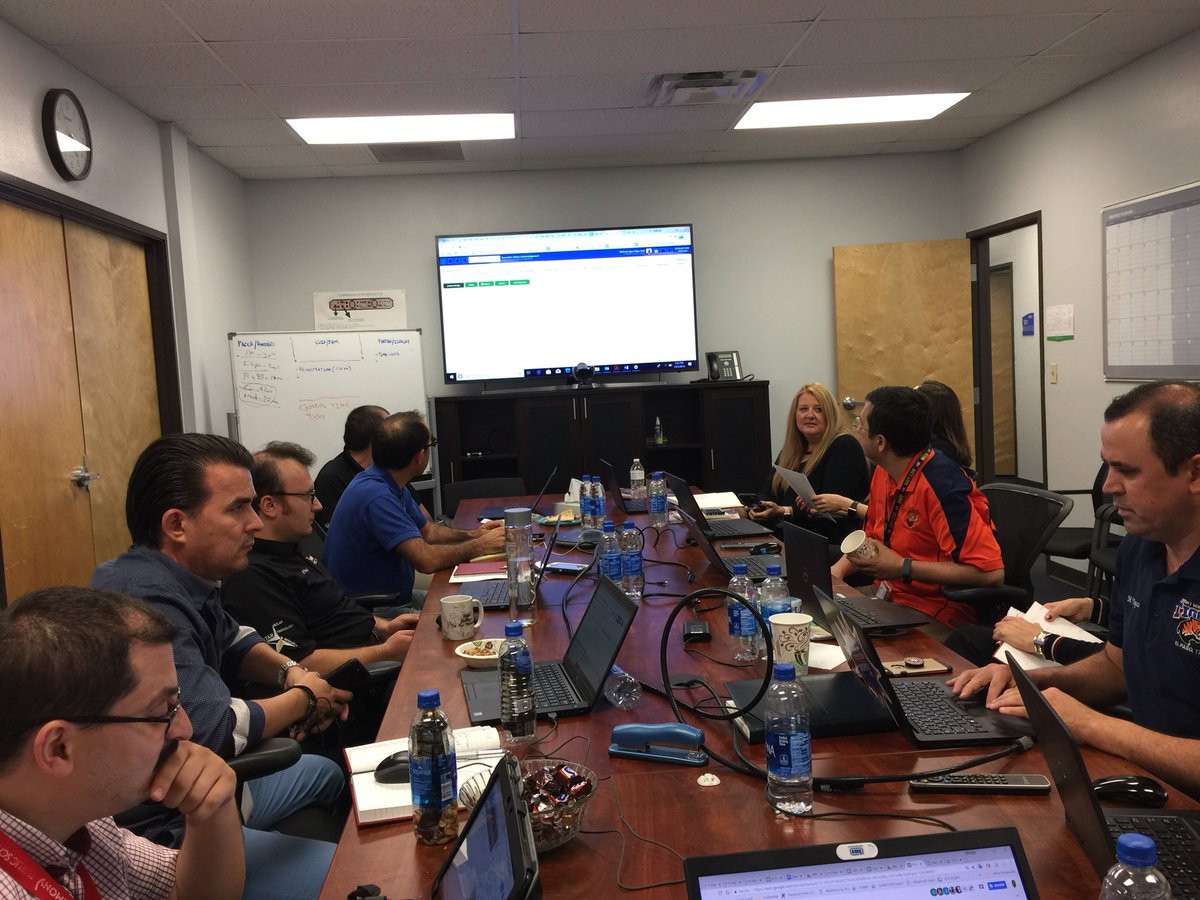GKaya99's tweet photo. Having our Principals meeting with our directors. Wish everyone a very successful school year @ElPasoHPS https://t.co/FR2JFeGCL5