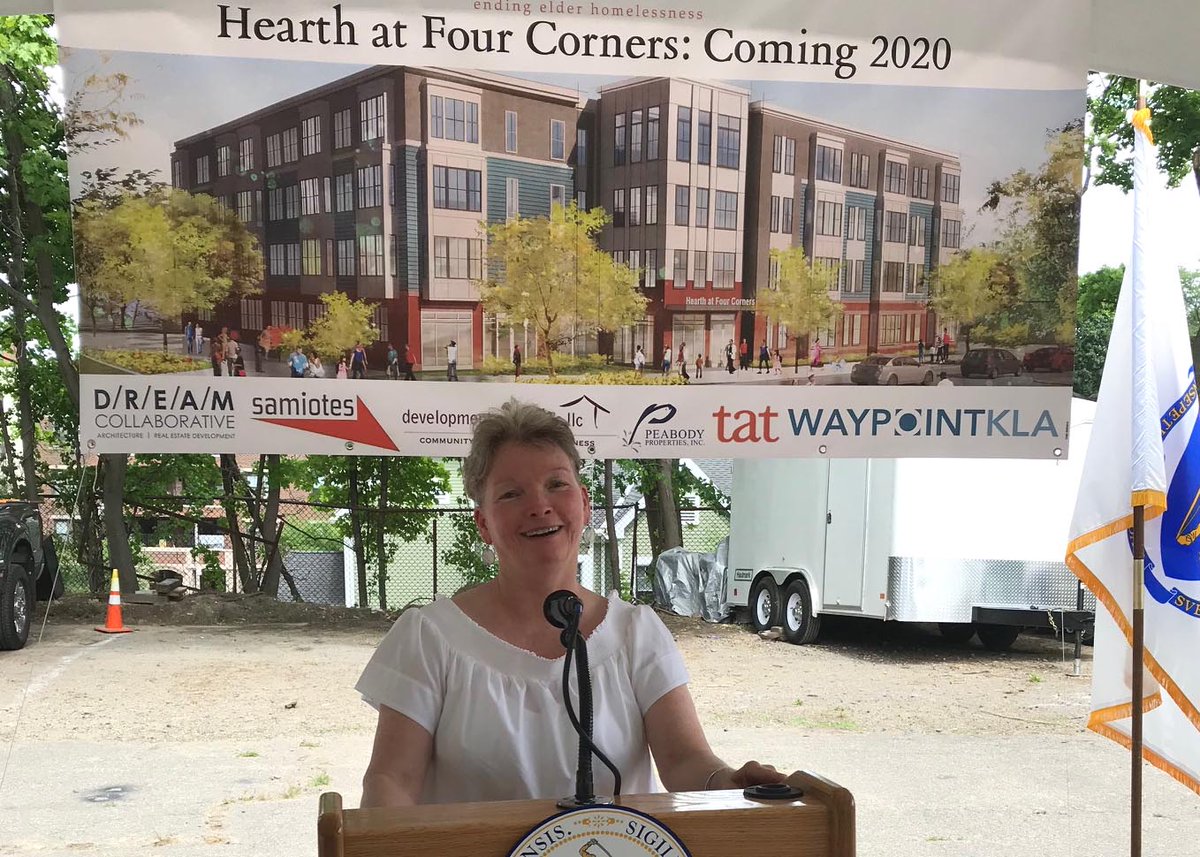 NanMcCaff's tweet photo. Fun to see Hearth Inc COO May Shields at aff rental housing funding announcement, especially since it was on Dorchester Four Corners site where Hearth got funding to build 54 apts for low-income seniors. CONGRATS @ElderlyHomeless !!! https://t.co/1BynRWmS2H