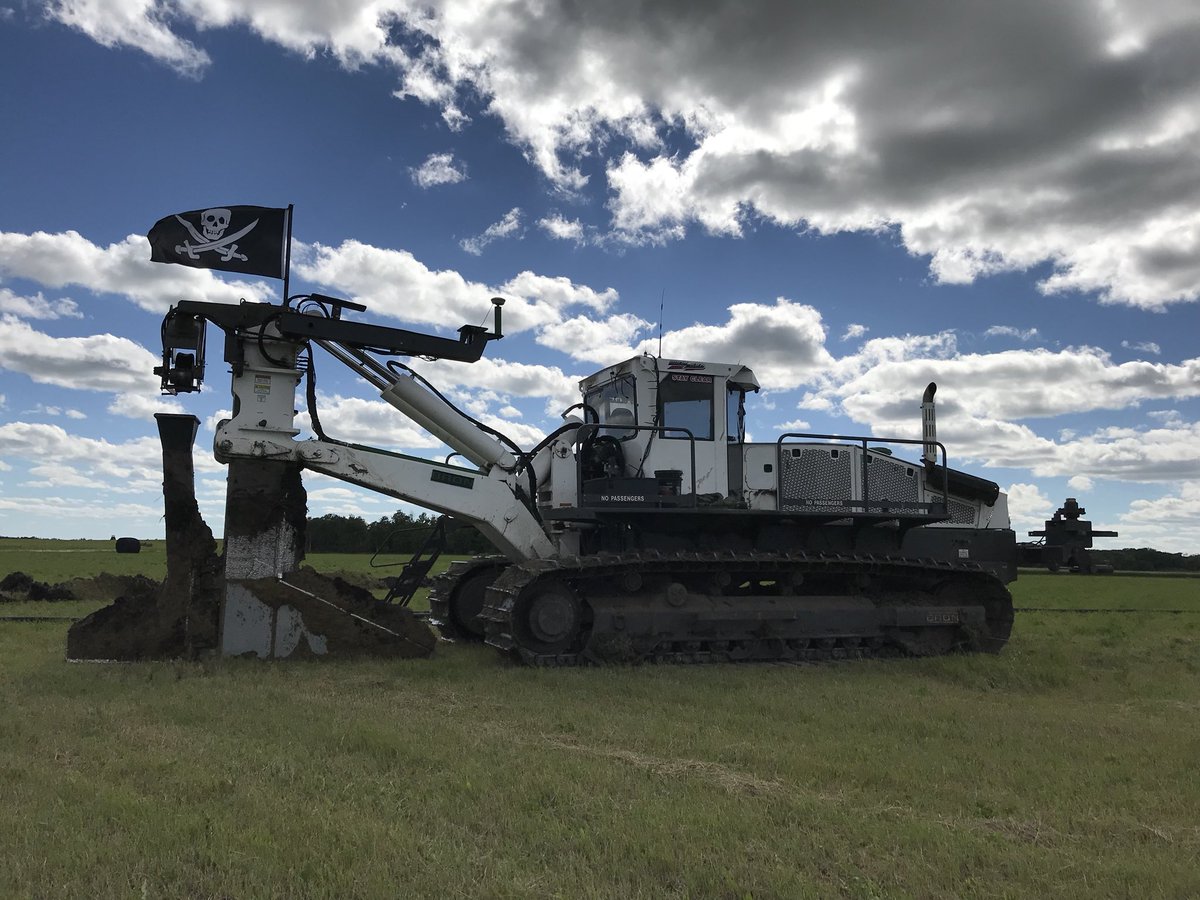 NextGenDrainage's tweet photo. NextGen crews are taking back the land from salt and foxtail across the prairies #tilefever #summertileseason https://t.co/Zf4VbGYTkF