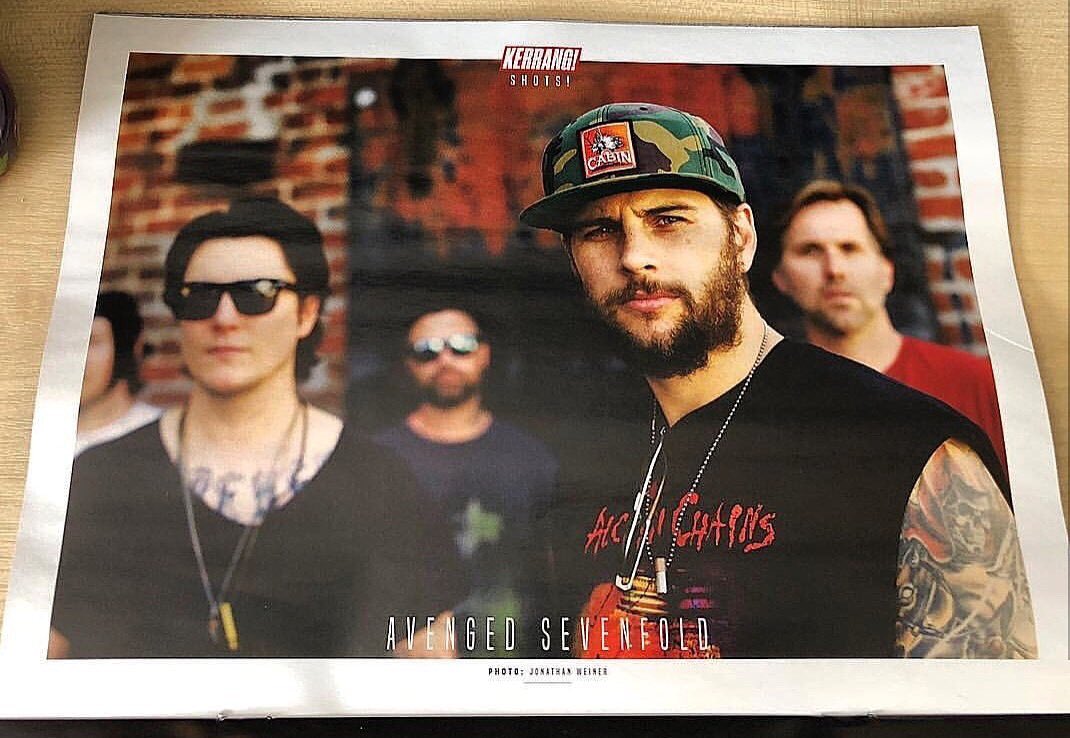 A7Xmemes's tweet photo. 🔥 This shot is 🔥 #kerrang! 📸Jonathan Weiner https://t.co/QyD85zwlYJ