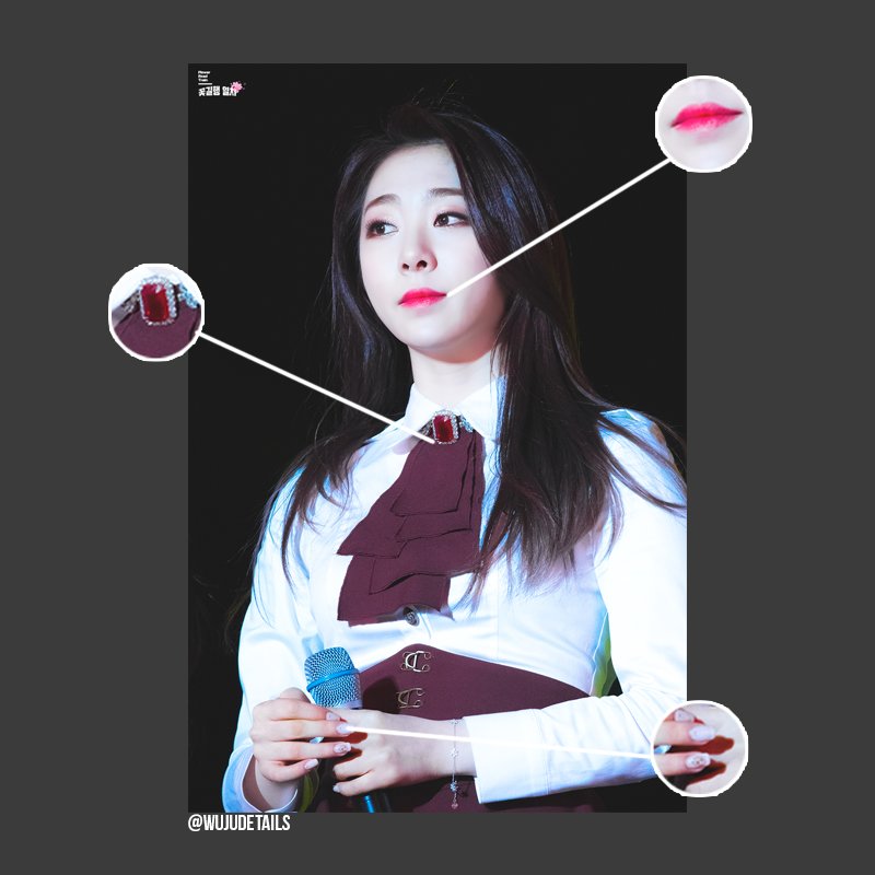 wujudetails's tweet photo. ˗ˏˋ yeonjung ˎˊ˗

　　─ pretty lips
　　─ tie jewel
　　─ nail art
　　　　─ ©flowerroadtrain

　　　　　　　　　　　　　　　 ✨
　　　　　　　　　─ #우주소녀 #연정 #wjsn #yeonjung ─ https://t.co/yXJPPupzdr