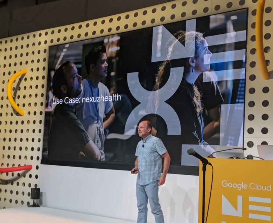 0xf_'s tweet photo. Got some nice feedback after my presentation of the @nexuzhealth #MOAPR use case on #GoogleNext18 with @TheDeepti https://t.co/NtqHxavB0Y