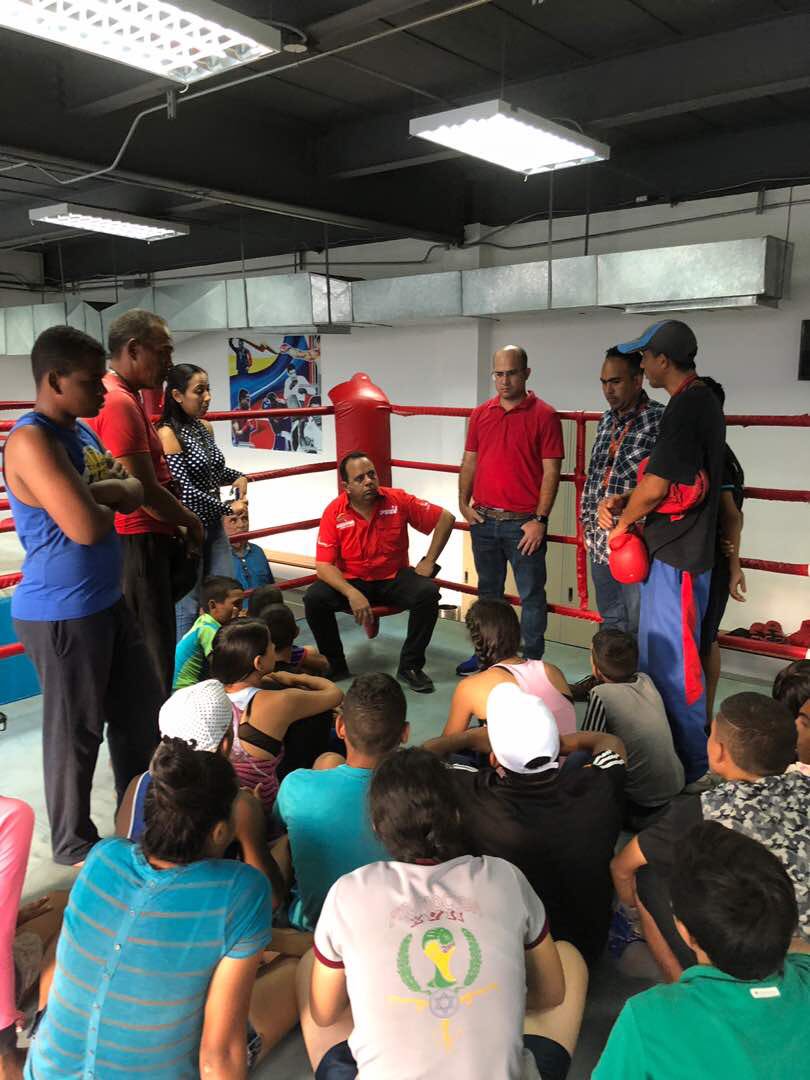 RMarcoTorres's tweet photo. #25Jul La fuerza combativa de nuestros jóvenes se siente en estos espacios donde comparten con camaradería y espíritu deportivo, presente y futuro de gloria es lo vamos a cosechar con esta #GeneraciónDeOro https://t.co/ZfgoxIqSAn