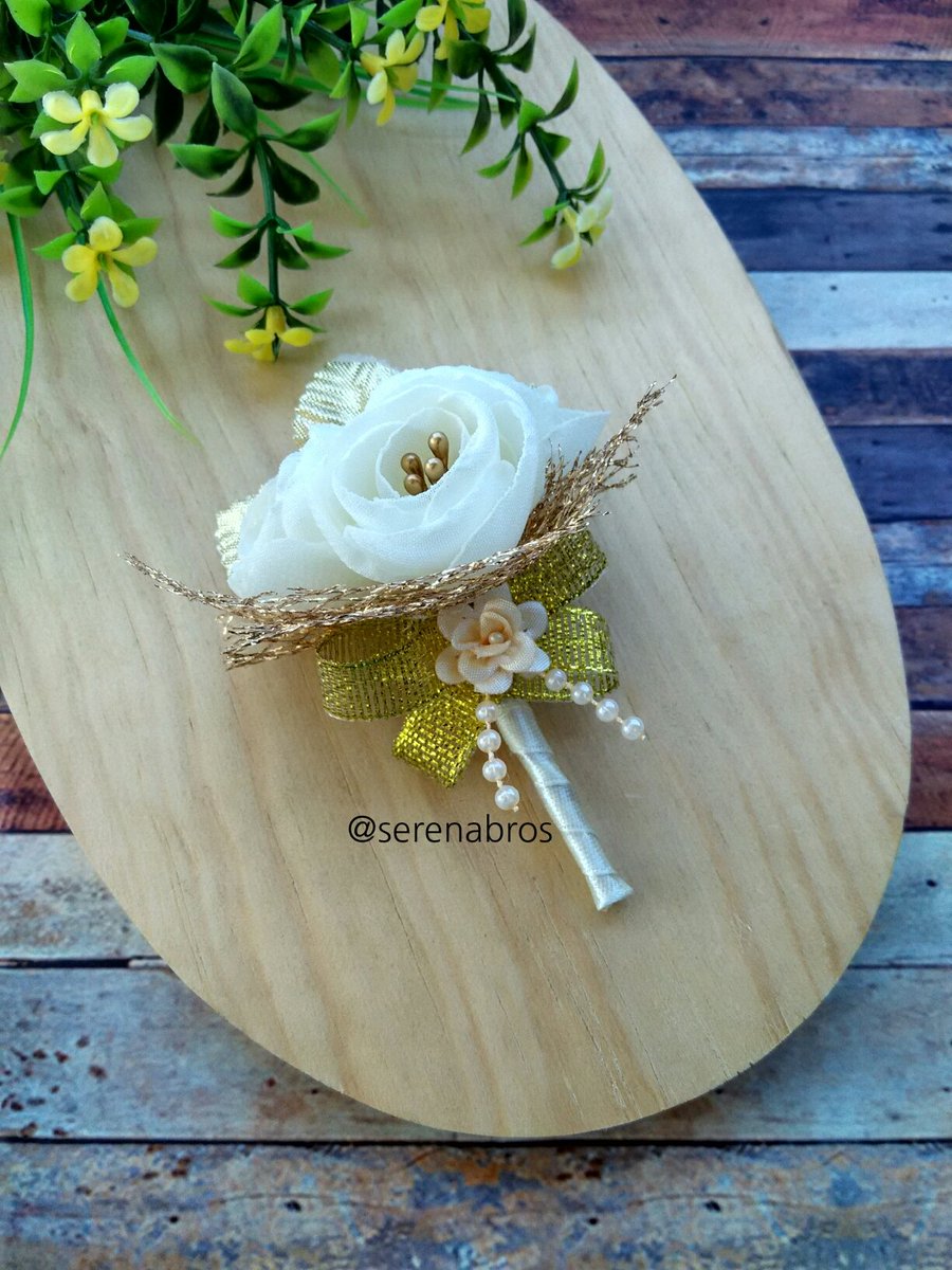 Selamat pagi!
instagram.com/p/BlrH6ycATUz/…

#Flowers #boutonniere #bouquetflowermurah #corsage #korsasebunga #souvenir #bungapanitia #brosbunga #handmadeflower