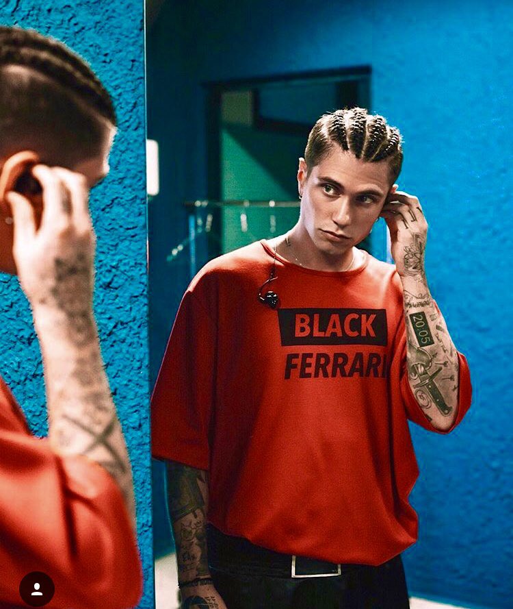 xmiriross's tweet photo. “𝚅𝚘𝚐𝚕𝚒𝚘 𝚜𝚌𝚛𝚒𝚟𝚎𝚛𝚝𝚒 𝚞𝚗𝚊 𝚕𝚎𝚝𝚝𝚎𝚛𝚊
𝚌𝚑𝚎 𝚙𝚊𝚛𝚕𝚒 𝚍𝚒 𝚝𝚎
𝚒𝚗𝚍𝚒𝚖𝚎𝚗𝚝𝚒𝚌𝚊𝚋𝚒𝚕𝚎
𝚗𝚎𝚕𝚕𝚊 𝚋𝚞𝚌𝚊 𝚍𝚎𝚕𝚕𝚎 𝚕𝚎𝚝𝚝𝚎𝚛𝚎
𝚊𝚕𝚖𝚎𝚗𝚘 𝚘𝚐𝚐𝚒 𝚝𝚛𝚘𝚟𝚎𝚛𝚊𝚒
𝚚𝚞𝚊𝚕𝚌𝚘𝚜𝚊 𝚌𝚑𝚎 𝚝𝚒 𝚏𝚊 𝚜𝚘𝚛𝚛𝚒𝚍𝚎𝚛𝚎.”🔥 @Benji_Mascolo https://t.co/Fix62Pb5Wk