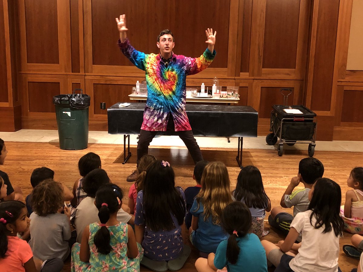 CityofCalabasas's tweet photo. Sam from ScienceTellers performing his science show at the Calabasas Library. Summer Reading Program @calabasaslib #sciencetellers https://t.co/3AyB9BbjDD
