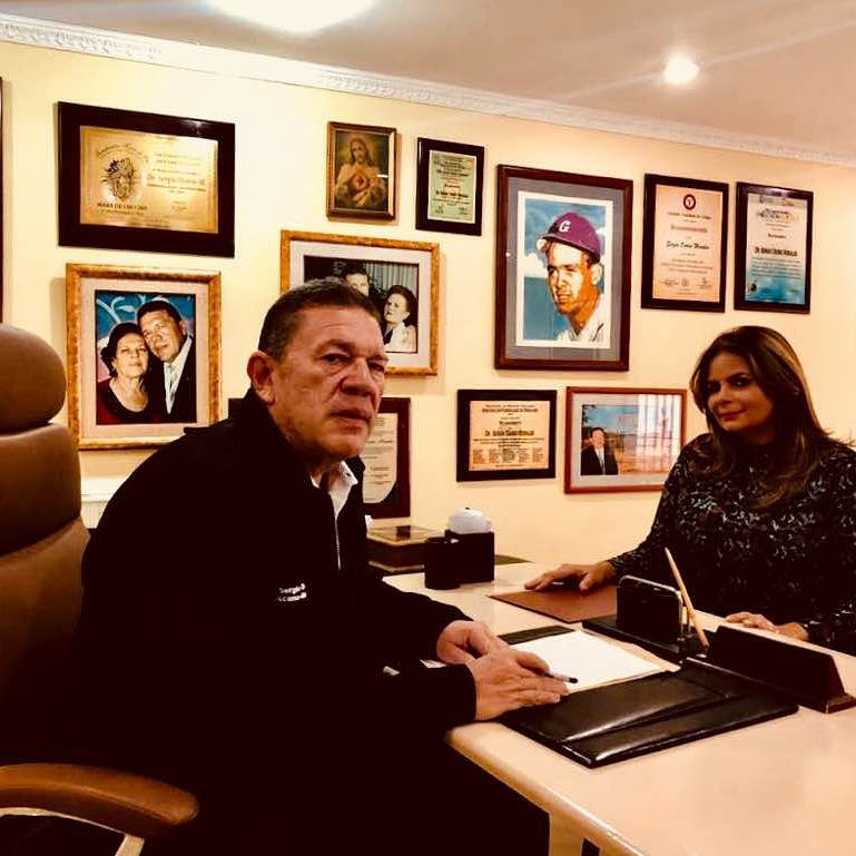 La Secretaria de Salud del Zulia y el decano de <a href="/FmedLUZ/">Medicina LUZ</a> reunidos para establecer  nuevos proyectos y convenios.