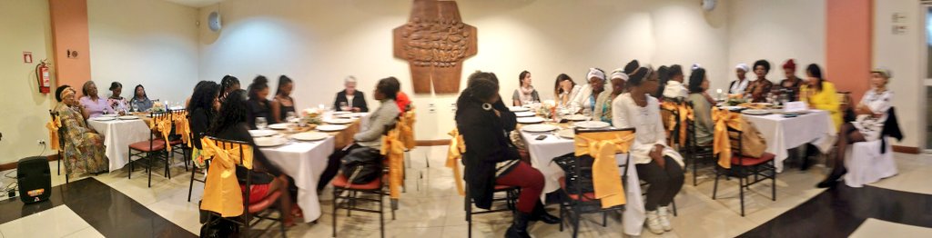 RosaMireyaEC's tweet photo. #AHORA

En #Quito, por invitación de #CONAMUNE y #FundaciónAzúcar, participamos en el Foro: "Política Pública en Ecuador a favor de los Afroecuatorianos, a cuatro años del Decenio Internacional de las y los Afrodescendientes".

#GestiónParlamentaria
#DíaInternacionalMujeresAfro https://t.co/VQuE5RRiSv