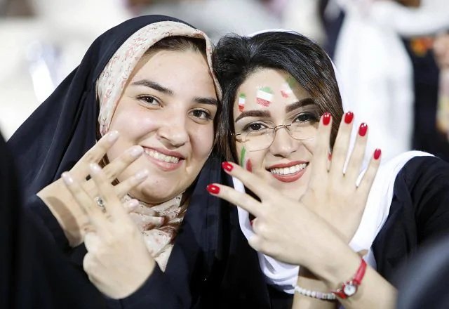 hamianhriran's tweet photo. Why?; Iran—Regime—Change—Will—NOT—Happen!! ⭭
Iranian #Collective_Intelligence is;
too—intelligent—for
undertaking uncalculated risks!
🔶Desperate for change -yet- seeking a sure-way!
🔶Empowering activists>forcing Structural Reforms!
(#HHs__)More>https://t.co/gBjc3cO8oUريت https://t.co/3OLbaM2lUc