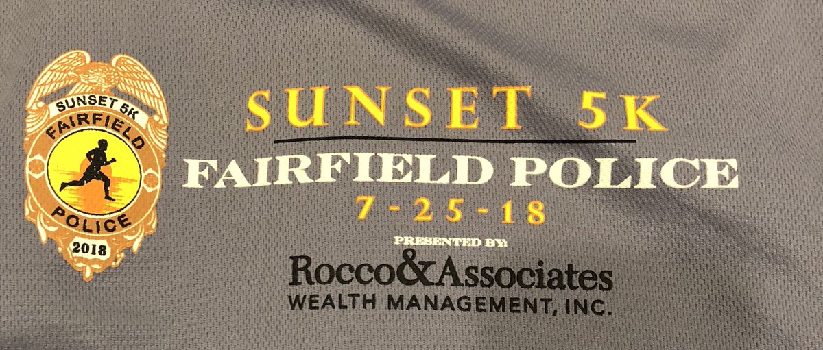 ChiefGaryMac's tweet photo. What a great event in @FPDCT for our first sunset 5k thanks to the crowd for running with us not from us. #makingfairfieldsafer https://t.co/cgPQtatqgd