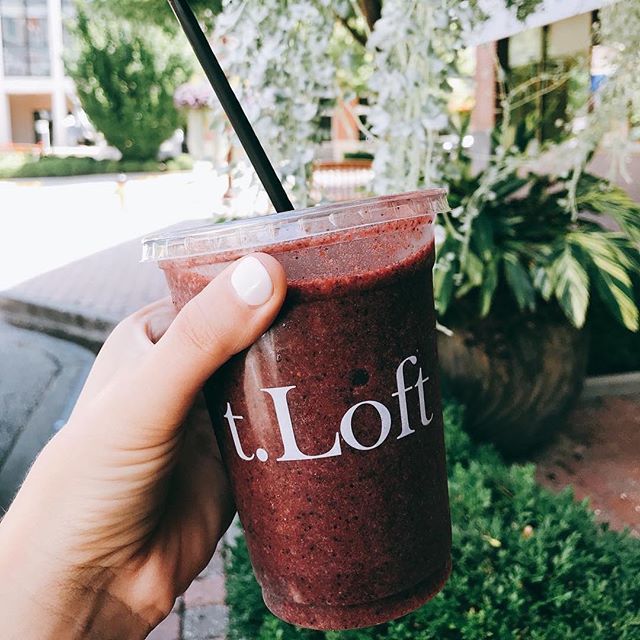 tloftkc's tweet photo. Cheers to making it half way through the week! Thanks for the photo 💜 @layersnlipstick #kclocal #feelamazingkc #humpdayvibes #kcsummer #parkplacekc https://t.co/HqsrBami5O https://t.co/exVxJN10ze