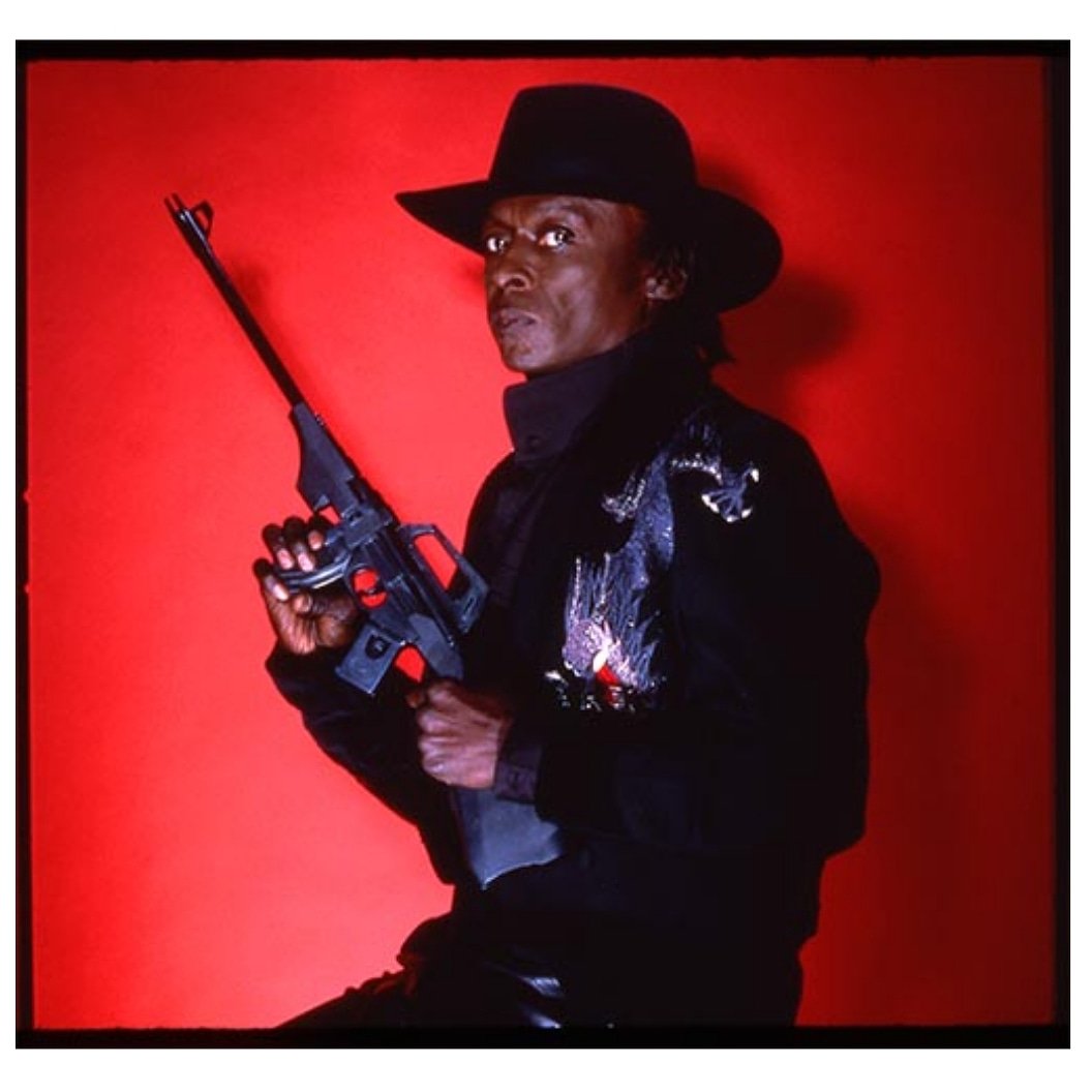 BarbozaStudios's tweet photo. #Portrait of the great #JazzMusician #MilesDavis This photo was used for one of his albums covers circa 1985 #MilesandMe #Jazz #AnthonyBarbozaPhotography  #JazzMusic #Legend #JazzHistory #RedRoom #AlbumCover #JazzSeries #BlackPhotographers #BlackHistory #PhotographersOfColor https://t.co/IBELigyzve