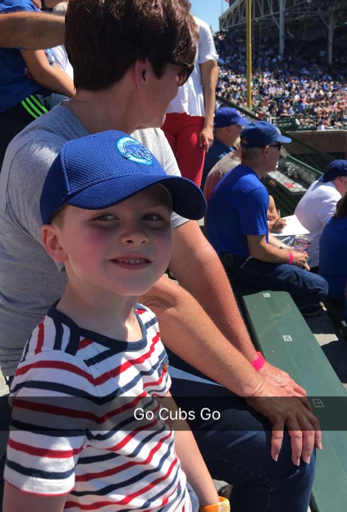 Cubs win! Cubs win!! Beautiful day to be in Chicago!! <a href="/Cubs/">Chicago Cubs</a> #EverybodyIn 💙❤️