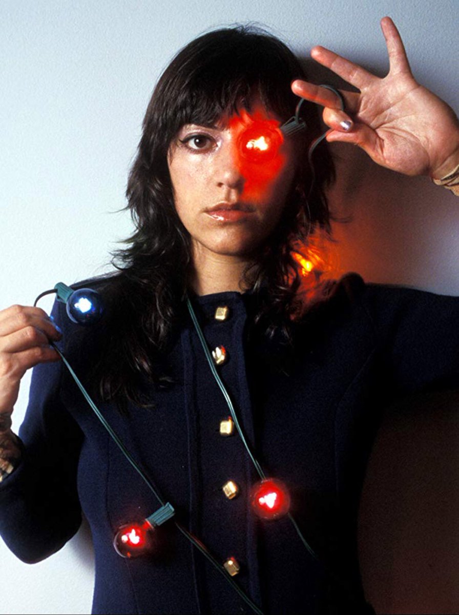 Ava Weis (@ava_weis) | Twitter