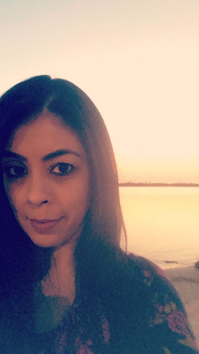 216princess216's tweet image. Sunset selfie! 🌅 🤳🏼 #wcerangers #wcesummer #summerselfiebingo #beachselfietoo