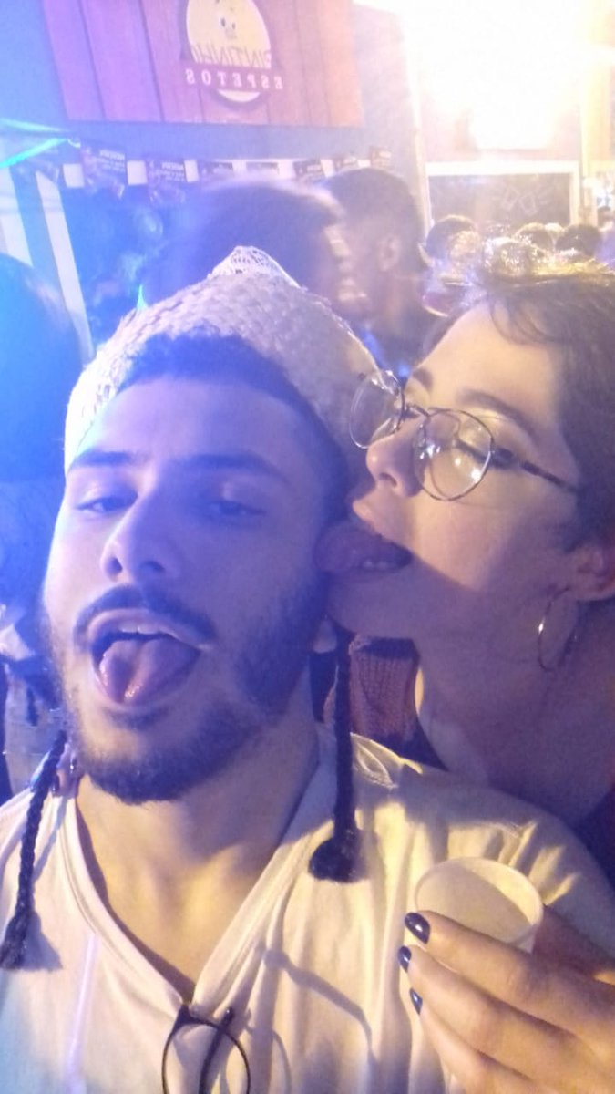 isabela_motta's tweet photo. Volta são joão com @alissonfariias https://t.co/nc44Li1eck