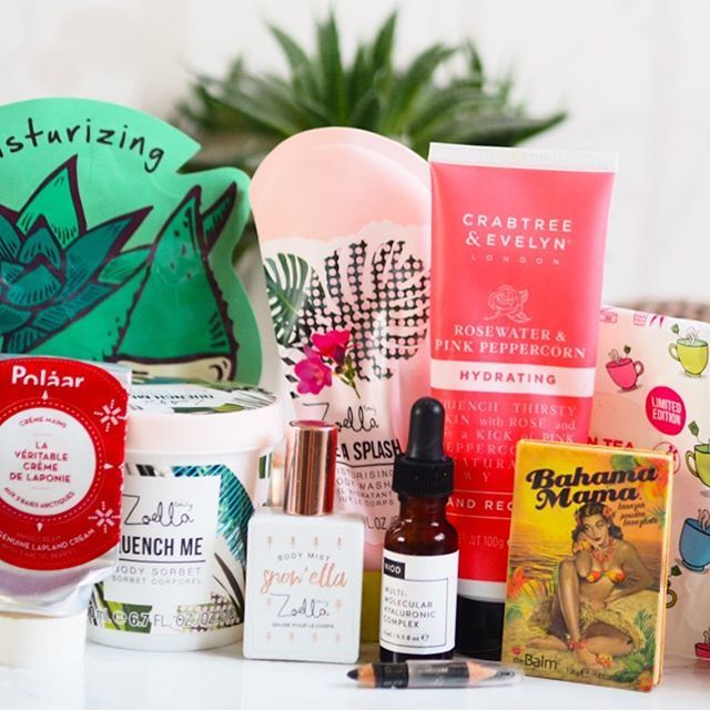 helplessdrying's tweet photo. Ten more empties went live on the blog yesterday. Can’t get over how much I’ve managed to finish up this year!
#declutter #projectpancommunity #projectpan #empties #productsimtryingtouseup #thebalm #tonymoly #makeup #skincare #crabtreeandevelyn #zoellab… https://t.co/ILhxDJoa1P https://t.co/Pu3YTfBC3t