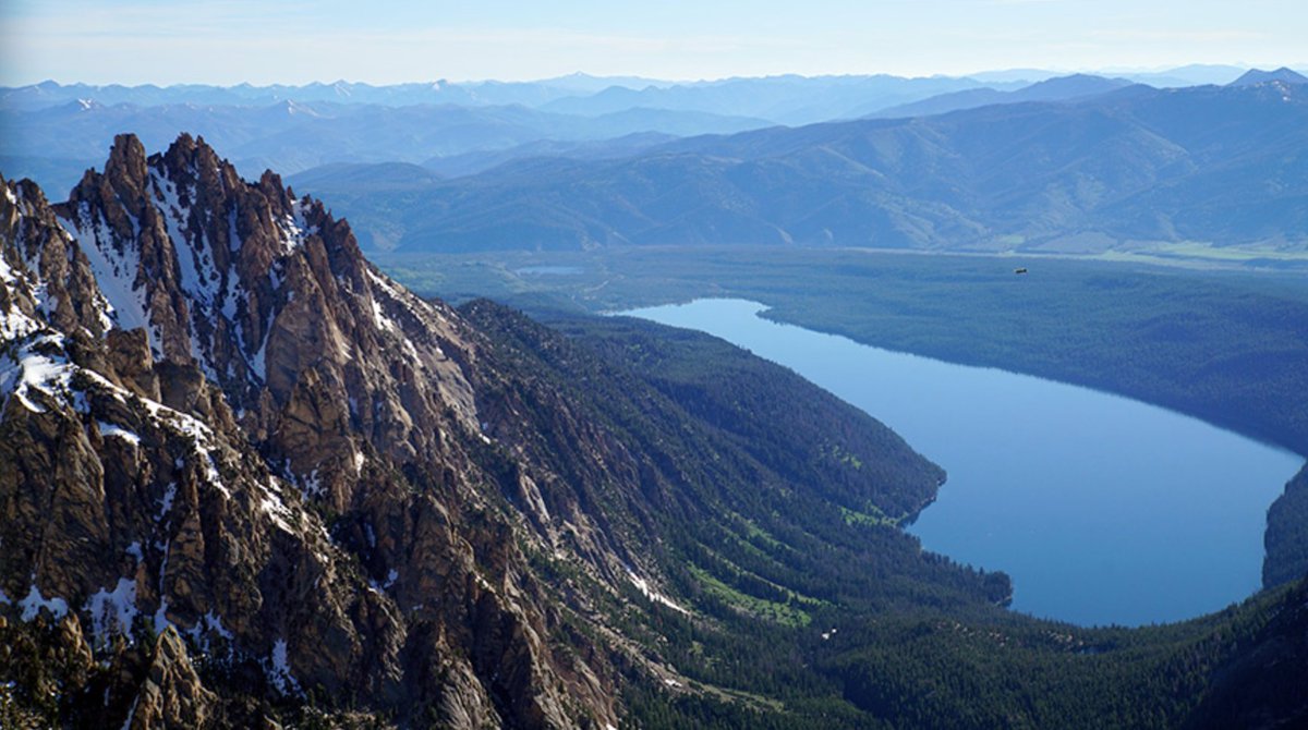 Sun Valley Magazine tweet media