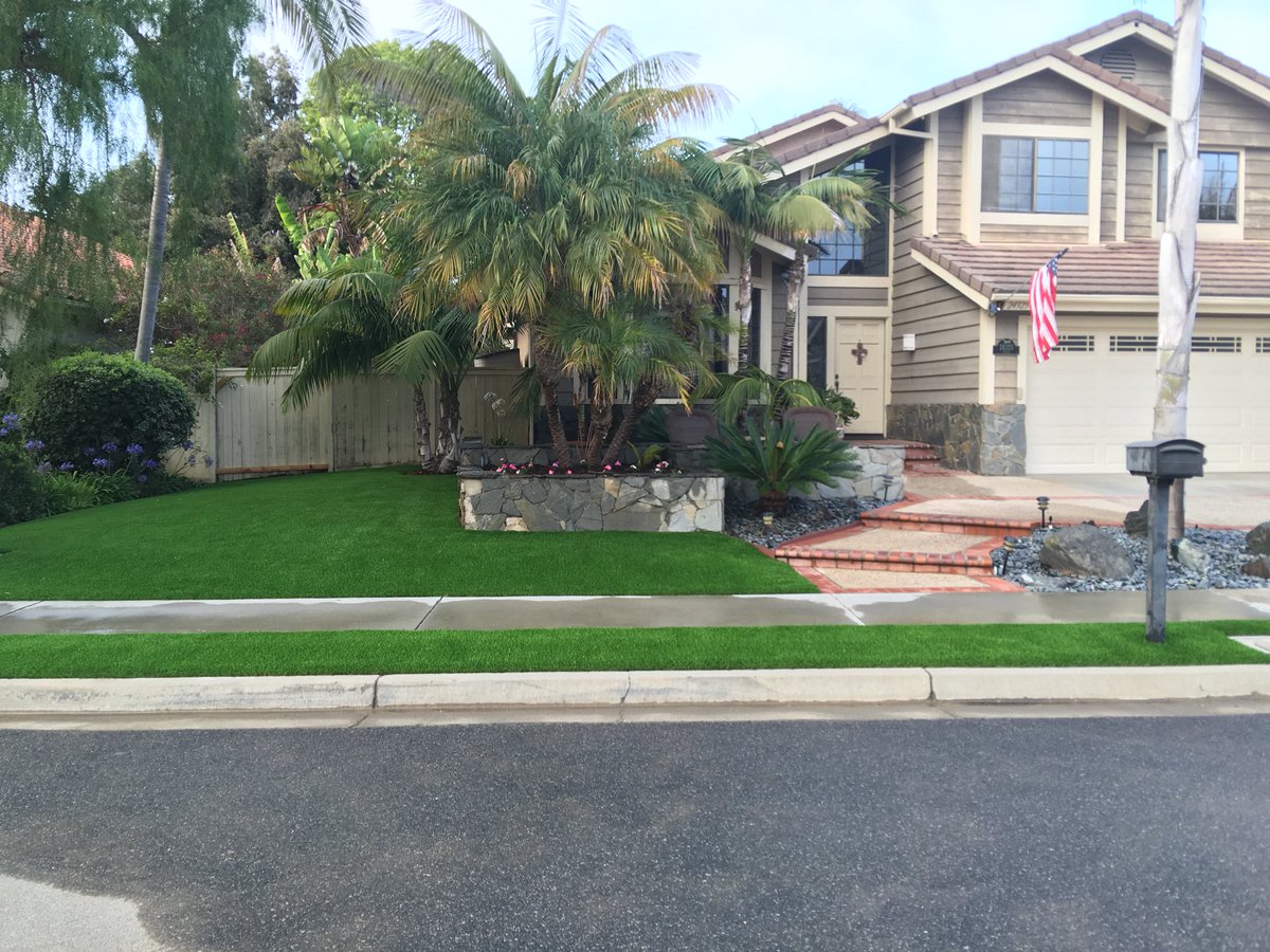 GreenForeverCA's tweet photo. Green Forever giving this home some Curb Appeal. Call today for a Free Estimate. 833-887-3669 
Save Money, Save Water!
#greenforever #greeenforeverca
#savewater #savemoney #syntheticturf #puttinggreen #golf #15yearwarranty #madeinusa #wefinance #freeestimates #southerncalifornia https://t.co/hgILDoiEY9