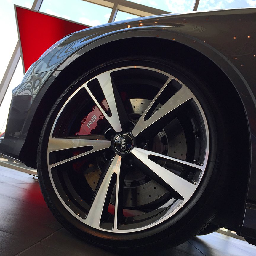 19' 5 Arm Blade Design #RS3 #WheelWednesday #audisport #audihenderson