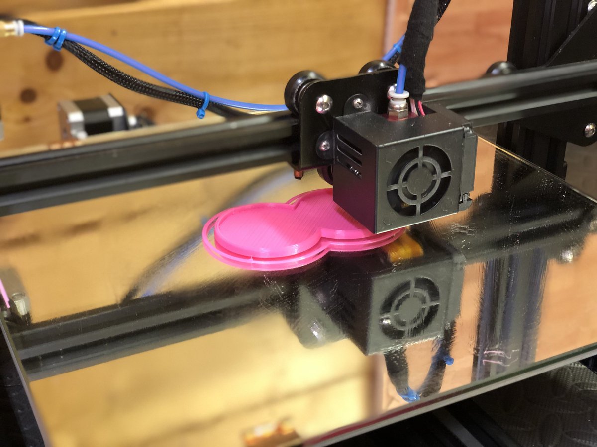 FilamentFrenzy's tweet image. Trying something different 😜 Print in progress 300% scale #spannerbot printing in @SpannerHands3D Pink Bioflex 2 outline Perimeters 0% infill using a 0.8 mm nozzle at 0.6mm layer heights at 45mms 😮 Wish me luck I think I’m going to need it with this 😂 #3dpinkmafia #TotalStock