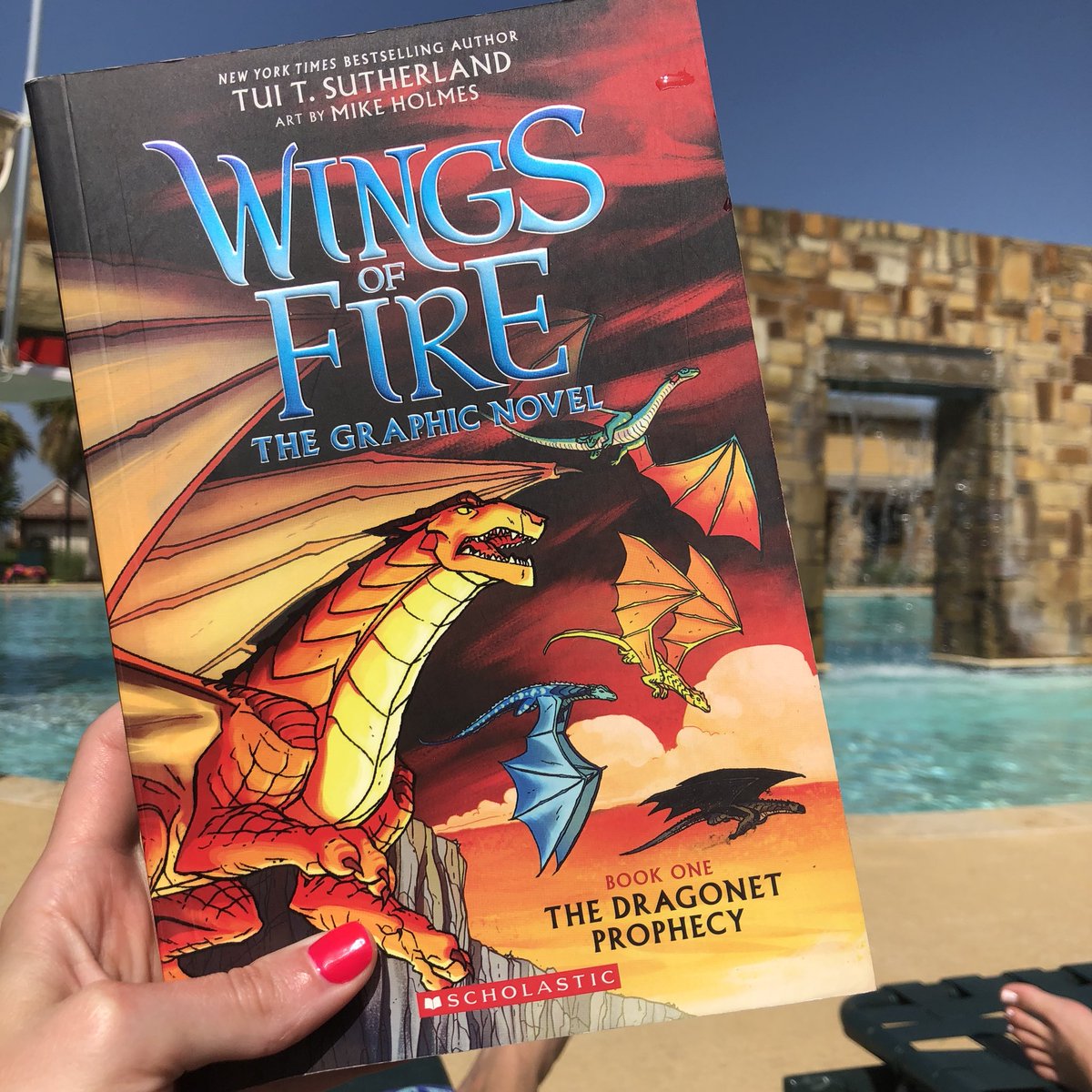 Really branching out of my “comfort zone” in reading this book. My students LOVE the series though and were crazy excited about it becoming a graphic novel. #growingreader #poolsidereads #teachersummerlife #wingsoffire #illletyouknow