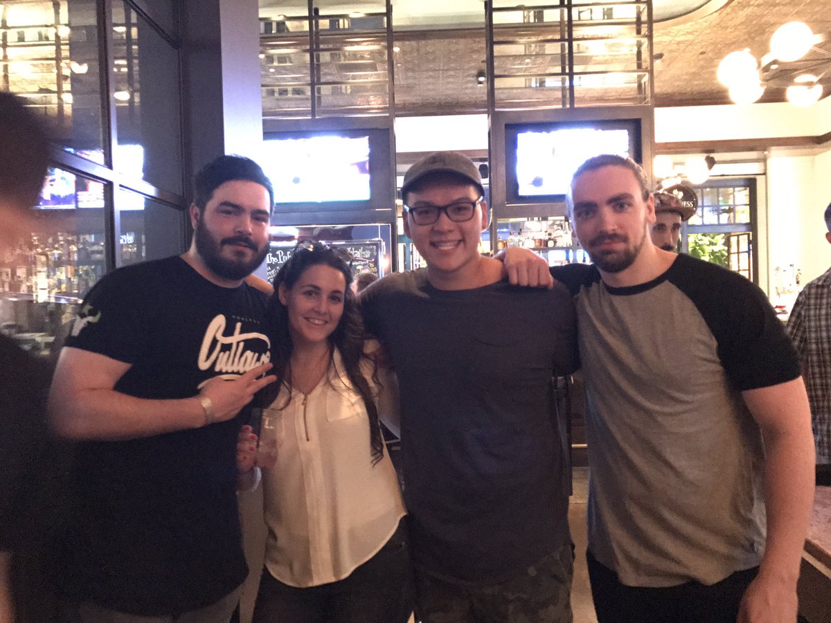 SteeZybb tweet media