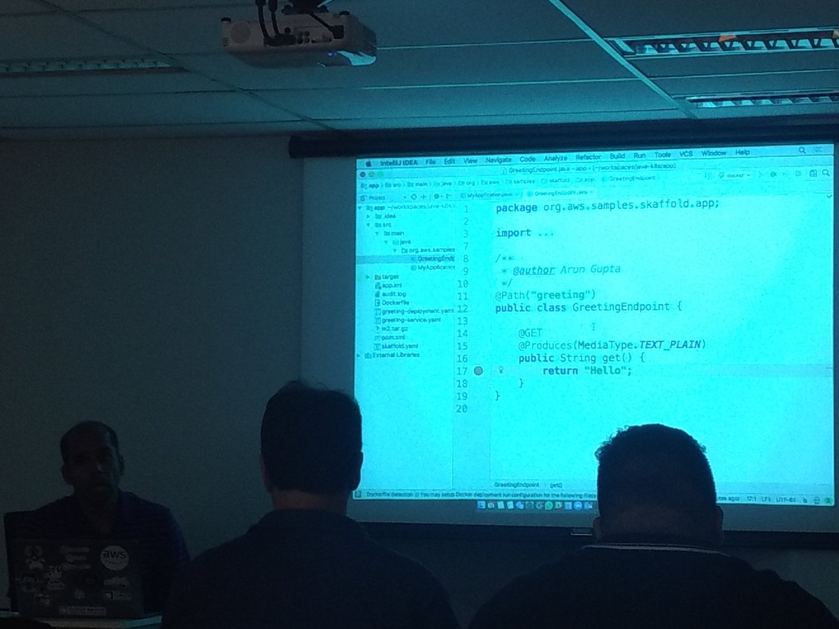 Jorgechess's tweet image. #EspecialistaFaz @arungupta  #AwsMeetup