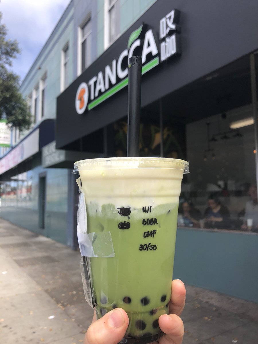 ThePerfectSpot's tweet photo. Uji #matcha #boba at Tancca is a delight of grassy matcha #tea with salty cream cheese “puff cream” (and a tiny shovel spoon to scoop it up).                                           #bobatea #sf #sanfrancisco #bobashops #MatchaTea #drinkup #innerrichmond #sfdrink #creamy #teas https://t.co/XWAXwaFzXN