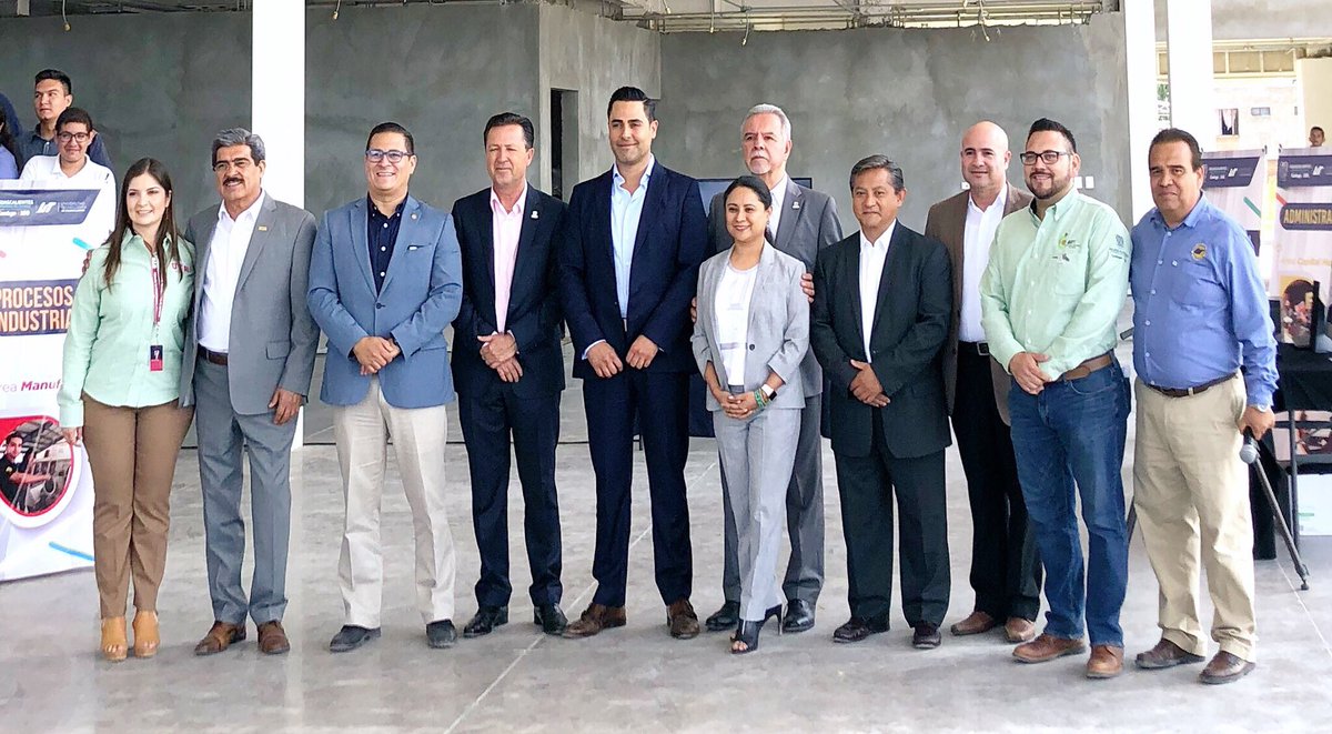 IngenieriaODP's tweet photo. Agradezco la anfitrionía de los Rectores de las universidades hermanas @UT_Ags, @PROUDLYUTR @UTNAgs #UTCalvillo y #UPAguascalientes, por recorrido con Coordinador @CoorUTyP @ajaimesg, Presidente @ANUT_Mx @IngRaulMartinez y Rectores organizadores CONIES4.0-2018 @pachecoaleg https://t.co/HxAPwsudDZ