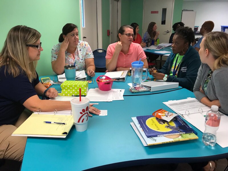 MCS_EarlyLearn's tweet image. Amazing 3rd day of Training from Rollins- thank you Marietta Community Schools for providing lunch.   We are excited to share your campus and look forward to future activities.  What we do #PAC #phonologicalawareness #alphabetknowledge #conceptsofprint #communityschoolspartner