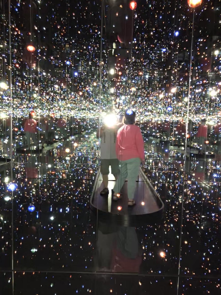 LenPeralta's tweet photo. #infinityKUSAMA https://t.co/BhT4vUBcbf