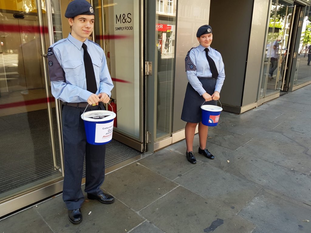 ShoreditchRAFAC's tweet photo. This isn’t just any #fundraising, this is #Shoreditch @aircadets #RAF100 fundraising! 😉 We volunteered with @RAFAssociation &amp; raised £100s in this fabulous centenary year of the #RAF for deserving charities! @GloversLiveryCo @ComdtAC @RegComdtLASER @aircadetslaser @oclondonwing https://t.co/OwaIXuKPv3