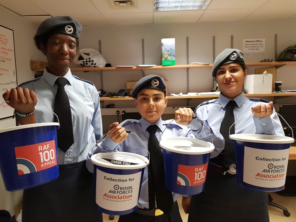 ShoreditchRAFAC's tweet photo. This isn’t just any #fundraising, this is #Shoreditch @aircadets #RAF100 fundraising! 😉 We volunteered with @RAFAssociation &amp; raised £100s in this fabulous centenary year of the #RAF for deserving charities! @GloversLiveryCo @ComdtAC @RegComdtLASER @aircadetslaser @oclondonwing https://t.co/OwaIXuKPv3