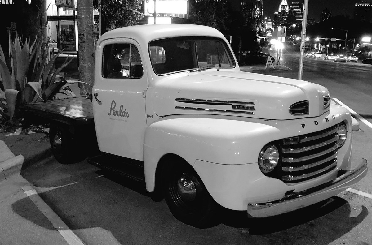 Nathanashman's tweet photo. Day 6 of 7:7 days of black and white photos of my life. No humans. No explanations. Challenge someone new everyday. Today I challenge @nfordteacher #WWADE2018 https://t.co/t8FpEvosZc