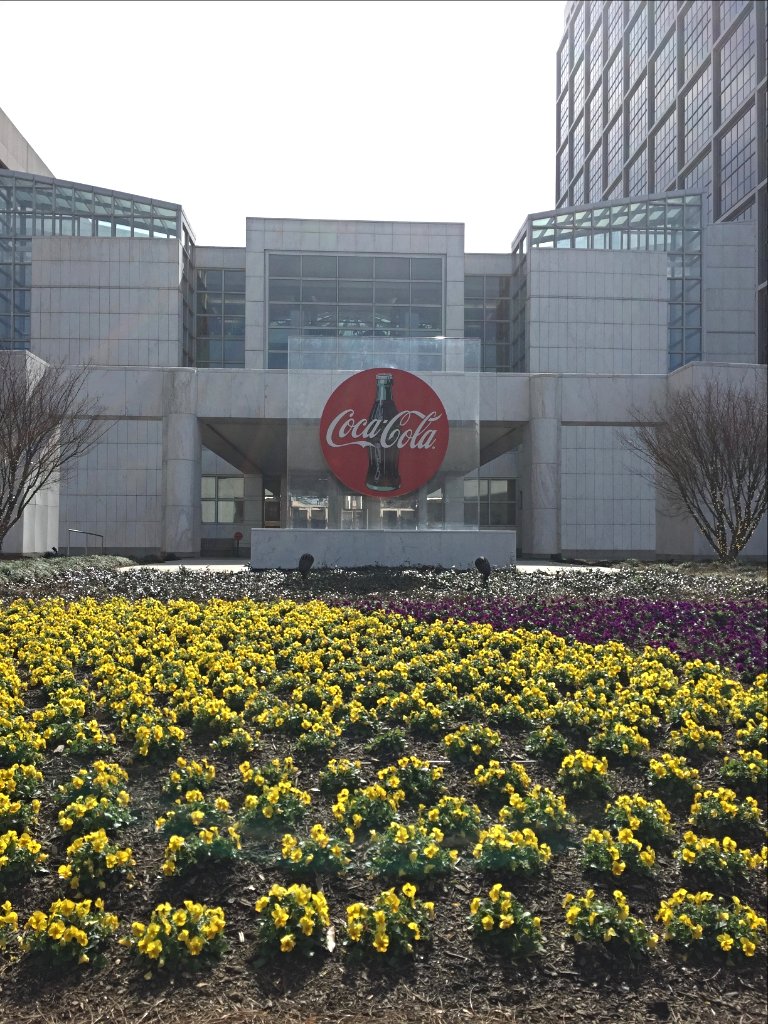 ReynoldsPolymer's tweet photo. With the back panel made of our acrylic, this sign welcomes visitors to @CocaCola's headquarters in #Atlanta, #Georgia. Cheers! https://t.co/K7L9xdtxGR
#WeBuildTheImpossible #ReynoldsPolymerTechnology #CustomSignage #Architectural #Signage #CocaCola #CocaColaHQ https://t.co/AYQp7hx3hk