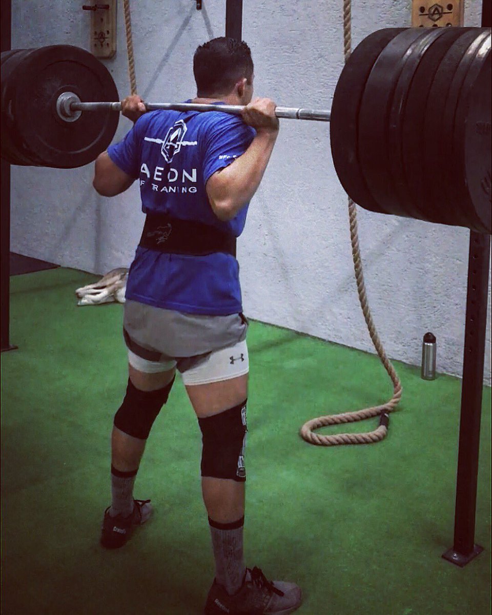 aeoncftraining's tweet photo. Back Squats...    Heavy Back Squats #aeoncftraining #foreverfit #crossfit #backsquats #athlete #crossfitathlete #roguefitness https://t.co/gjU3NT8GxM