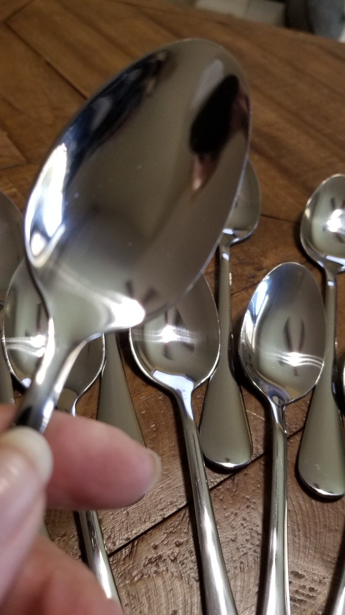 DSSC_Coach's tweet photo. The boys should be happy. New plain design, no-frills, stainless  steel spoons for them to eat their cereal with. They said we needed morespoons. I said they need to do dishes more often.  https://t.co/b1LZ0kWzTE 
#shunbin #spoons #dinnerspoons #cerealspoons #tablespoons https://t.co/VRnnnb3GD3